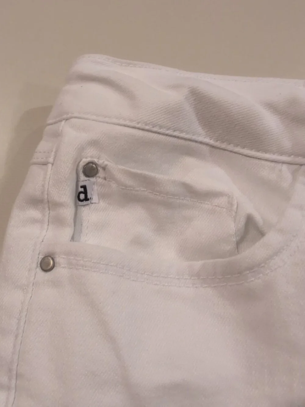 d.jeans Pants Women's Sz 10 White Straight Leg Chino Solid Pocketed - Picture 3 of 9